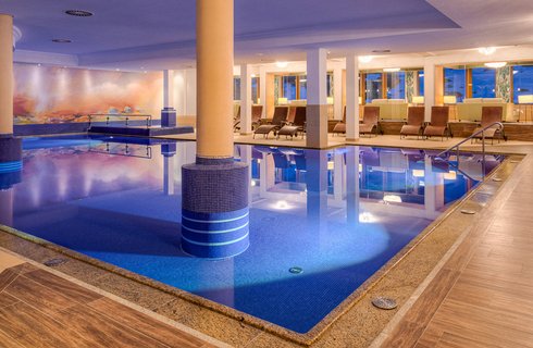 Indoor Schwimmbad