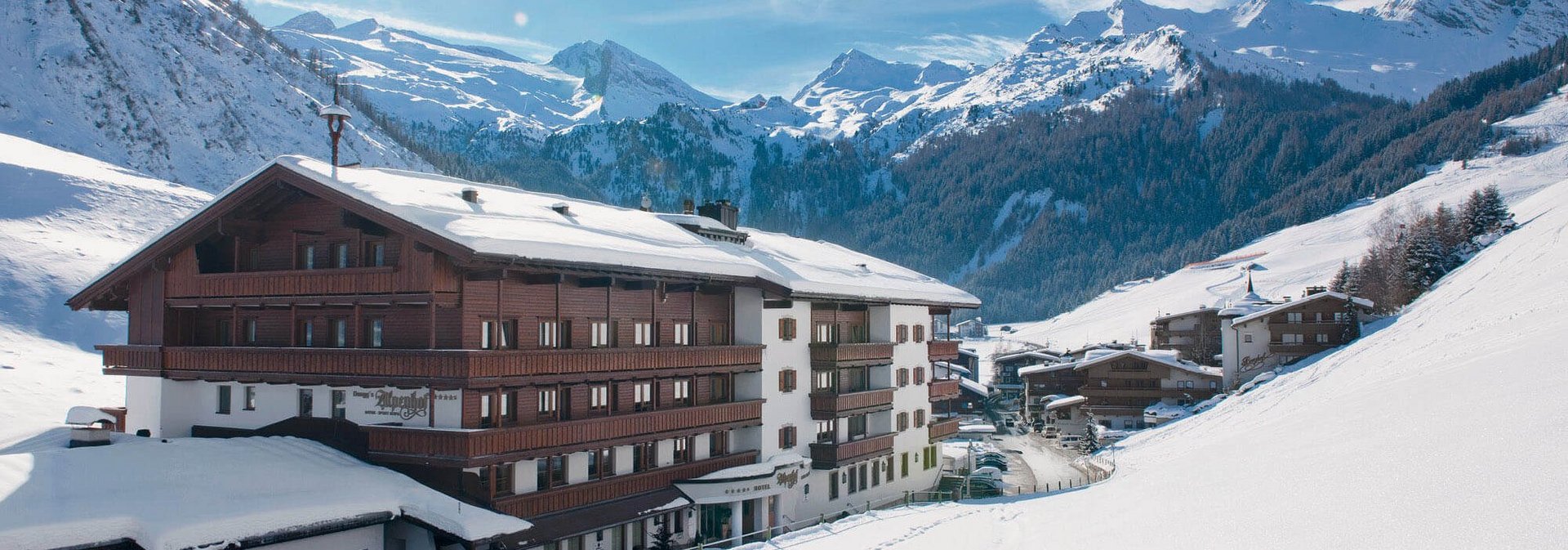 Hotel Alpenhof im Winter