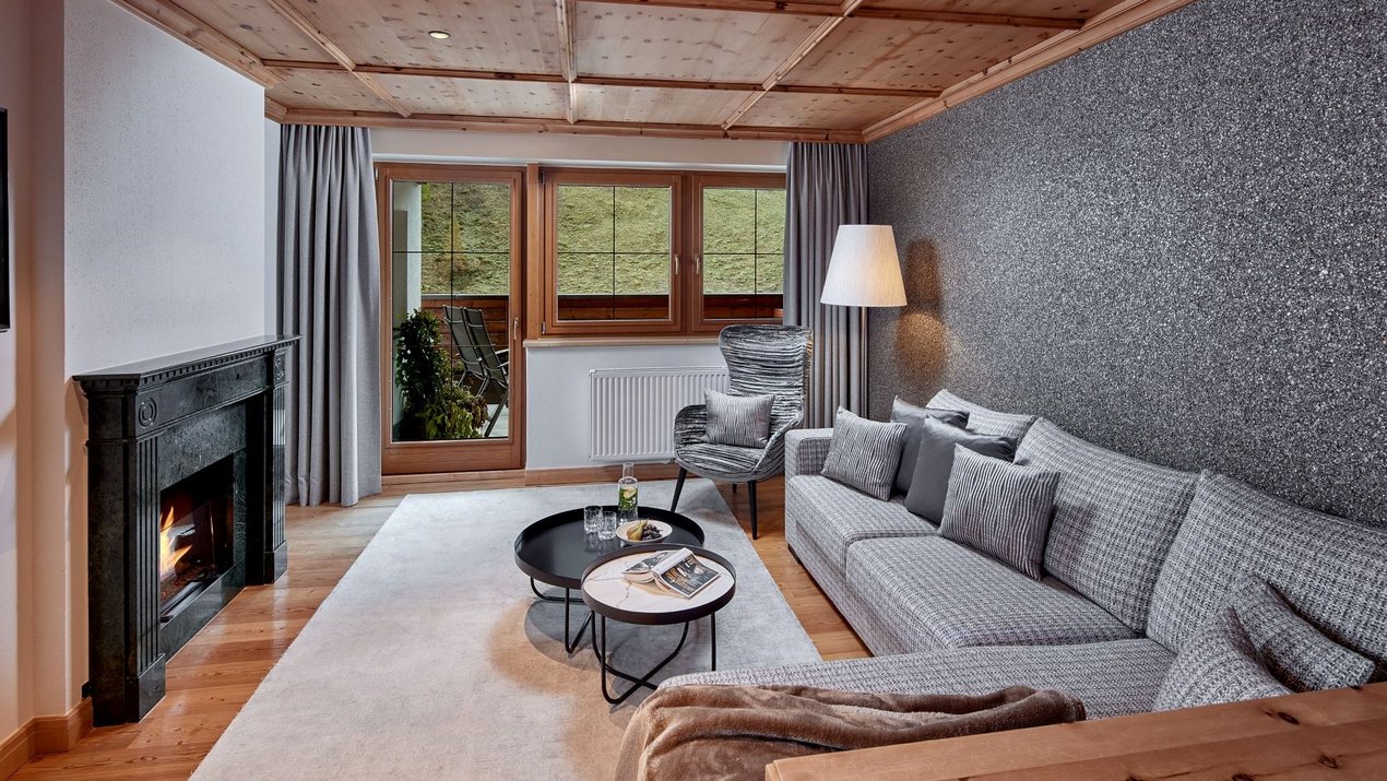 Kamin in der Alpenhof Suite
