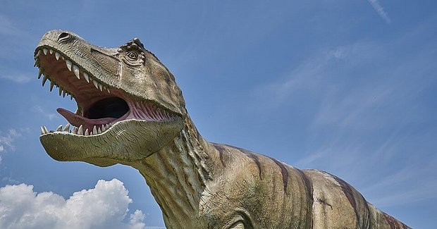 Dinosaurier Statue