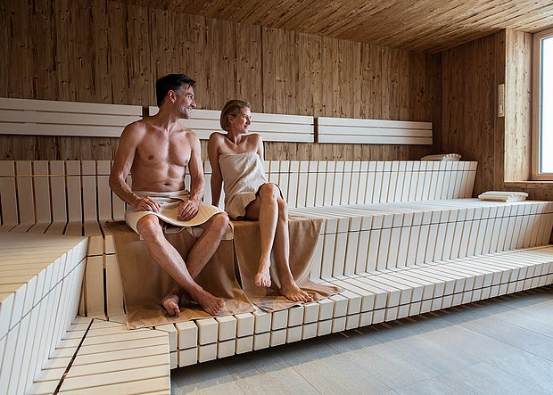Paar in der Sauna Paar in der Sauna