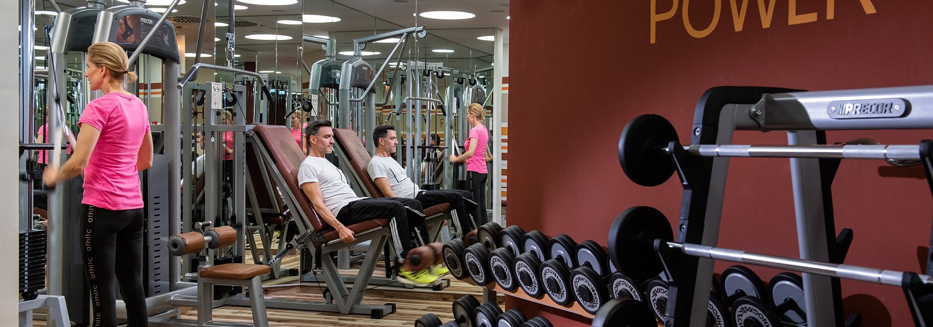 Fitnessraum Gewichte