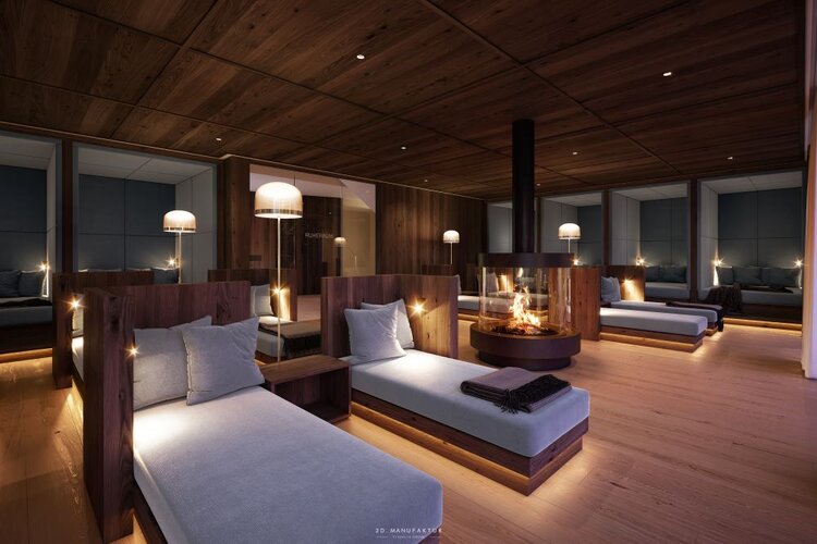 Ein stilvolles, modernes Ruheraum-Interieur mit Holzverkleidung und gemütlichen Liegen, die um einen zentralen Kamin angeordnet sind.